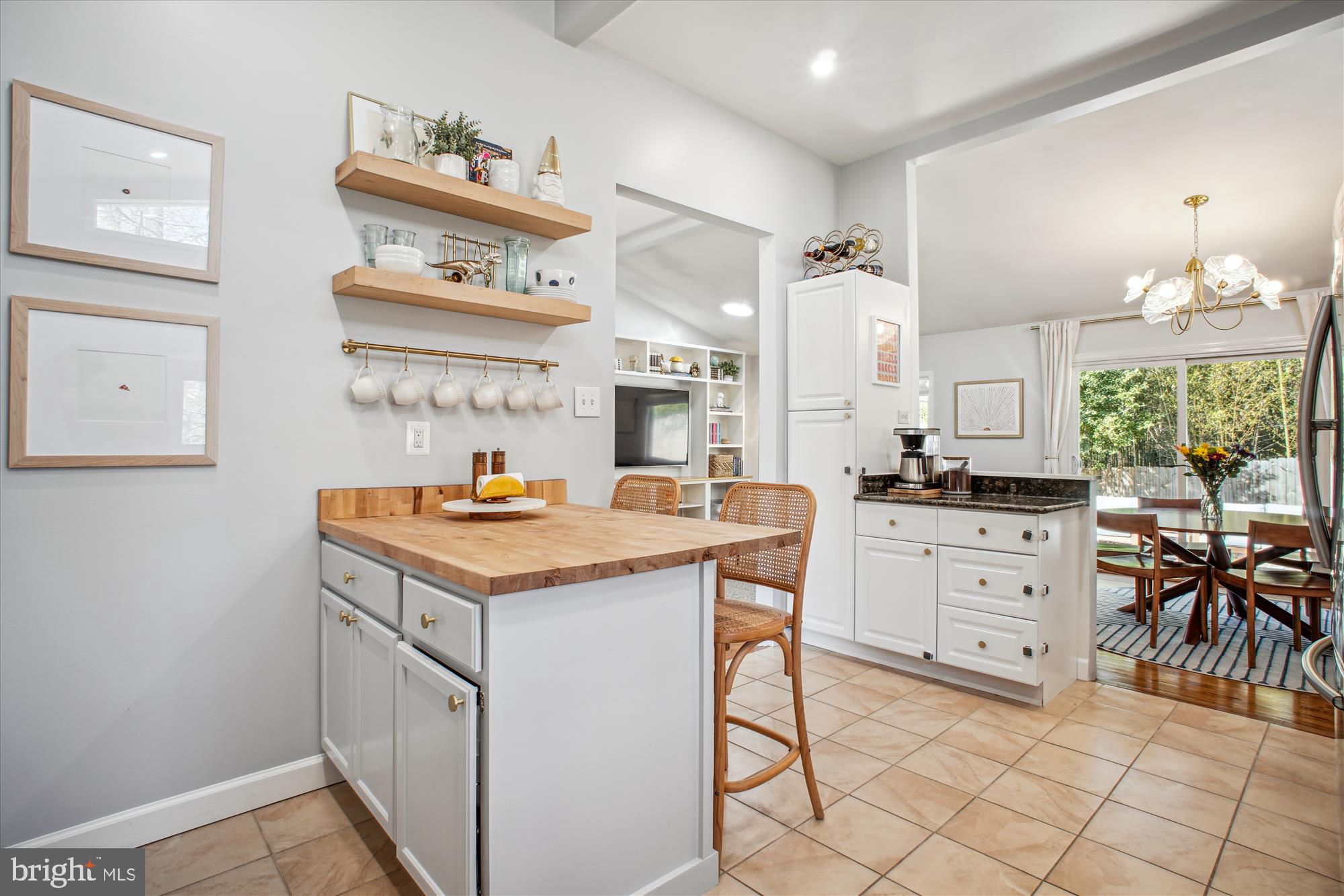 WESTVIEW HILLS - Residential