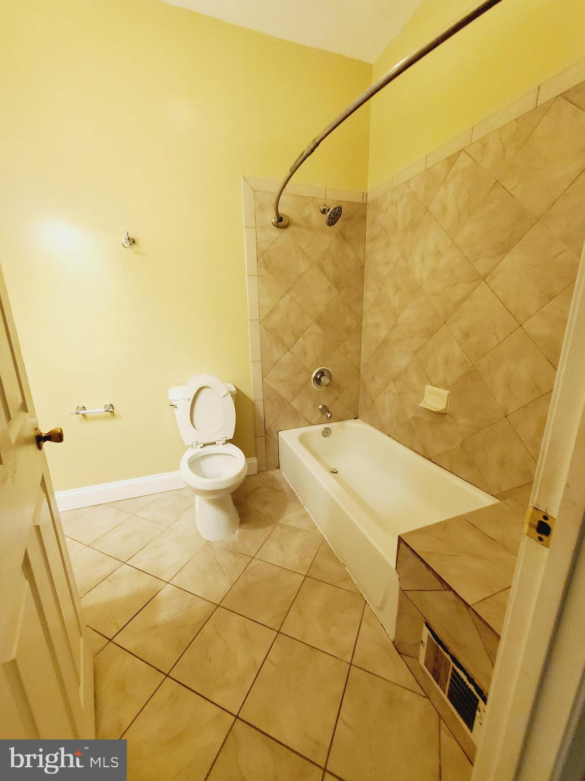 GWYNN FALLS - Residential Lease