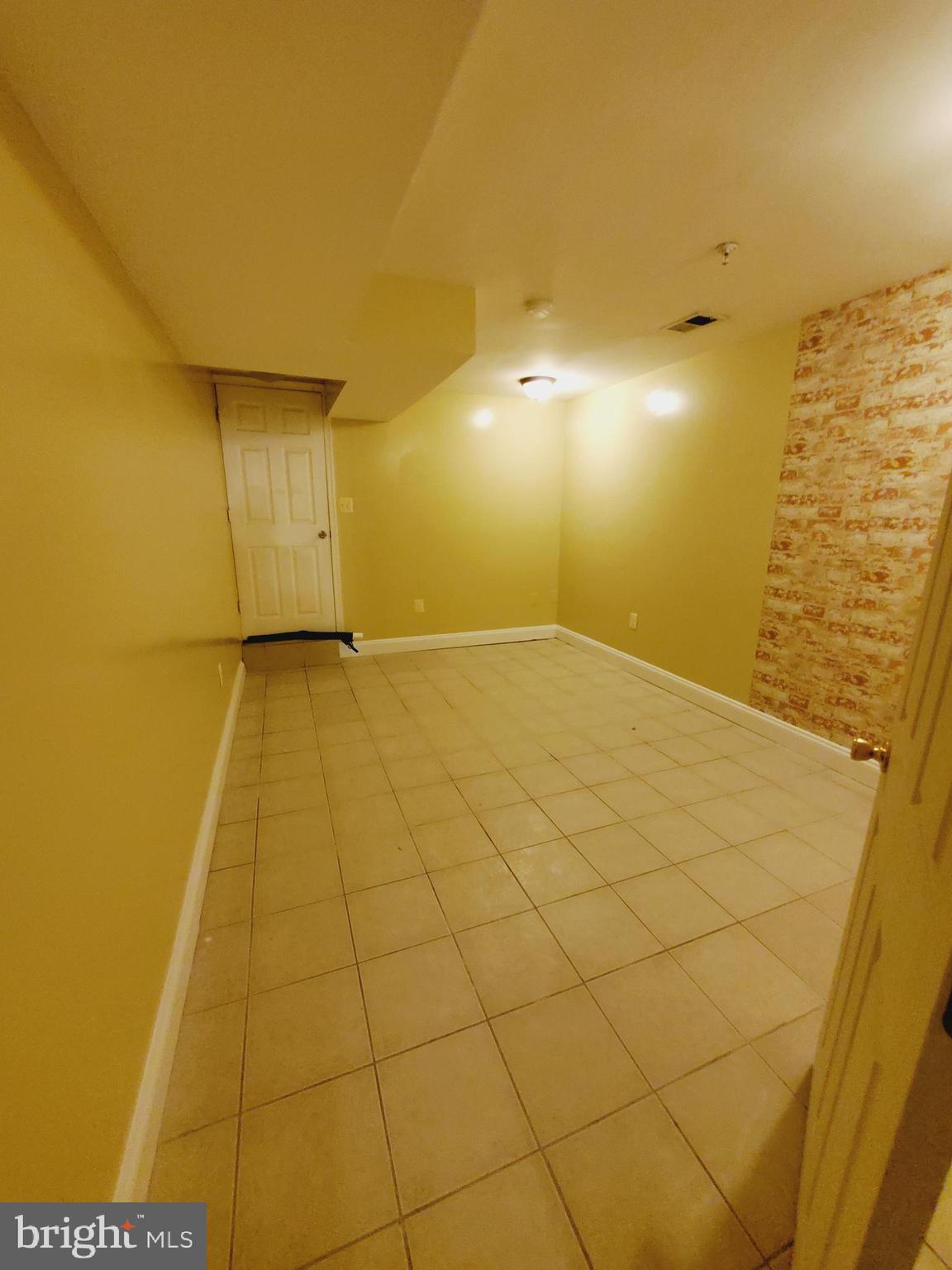 GWYNN FALLS - Residential Lease