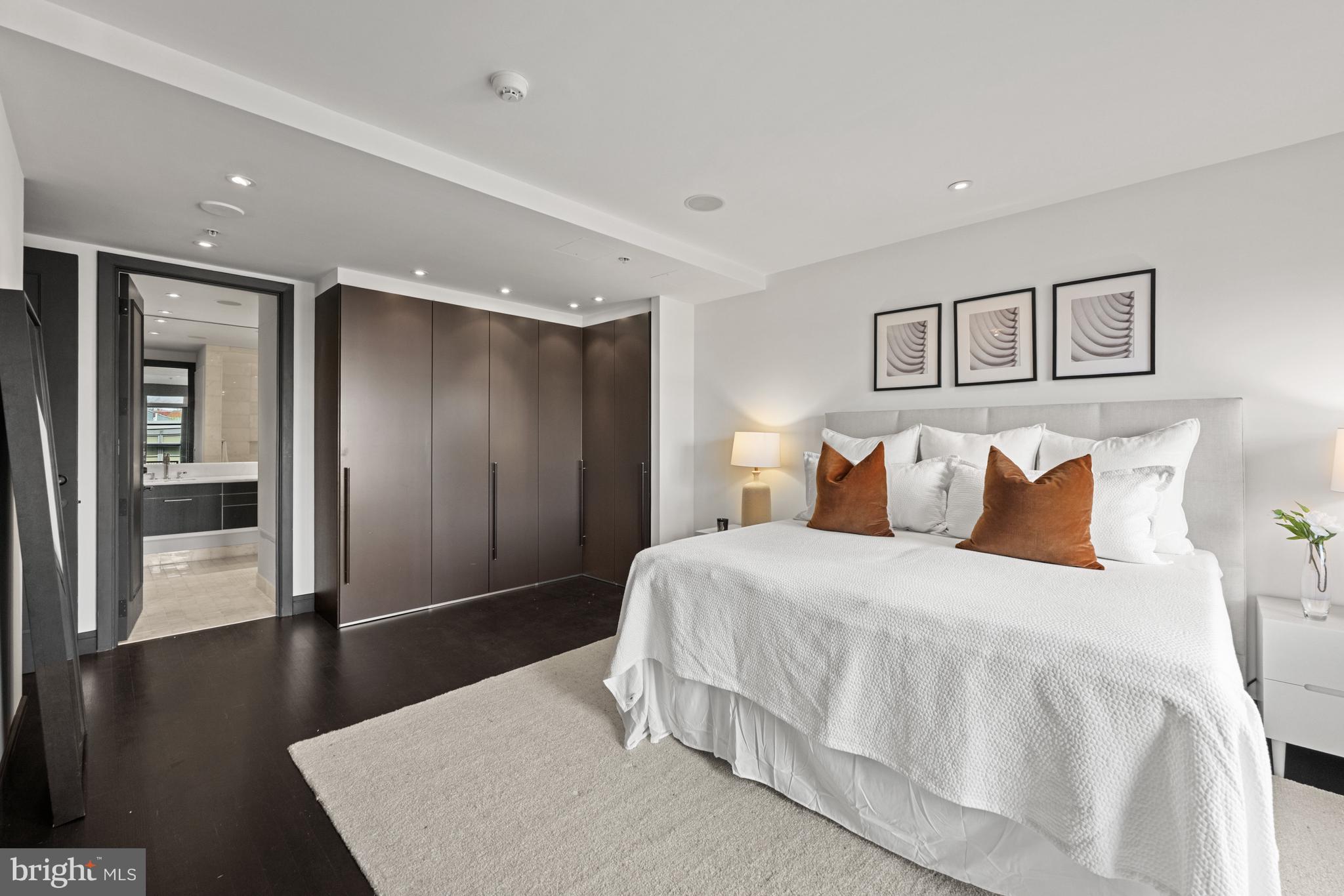 GEORGETOWN - Residential