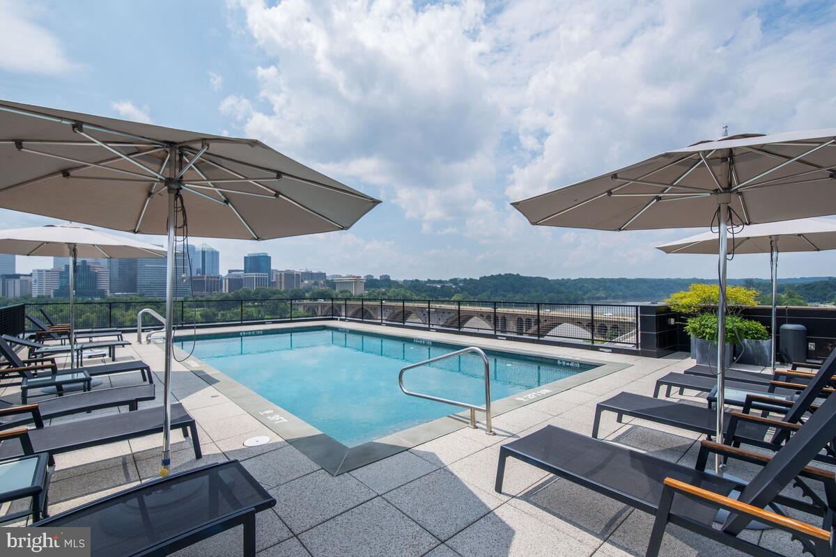 GEORGETOWN - Residential