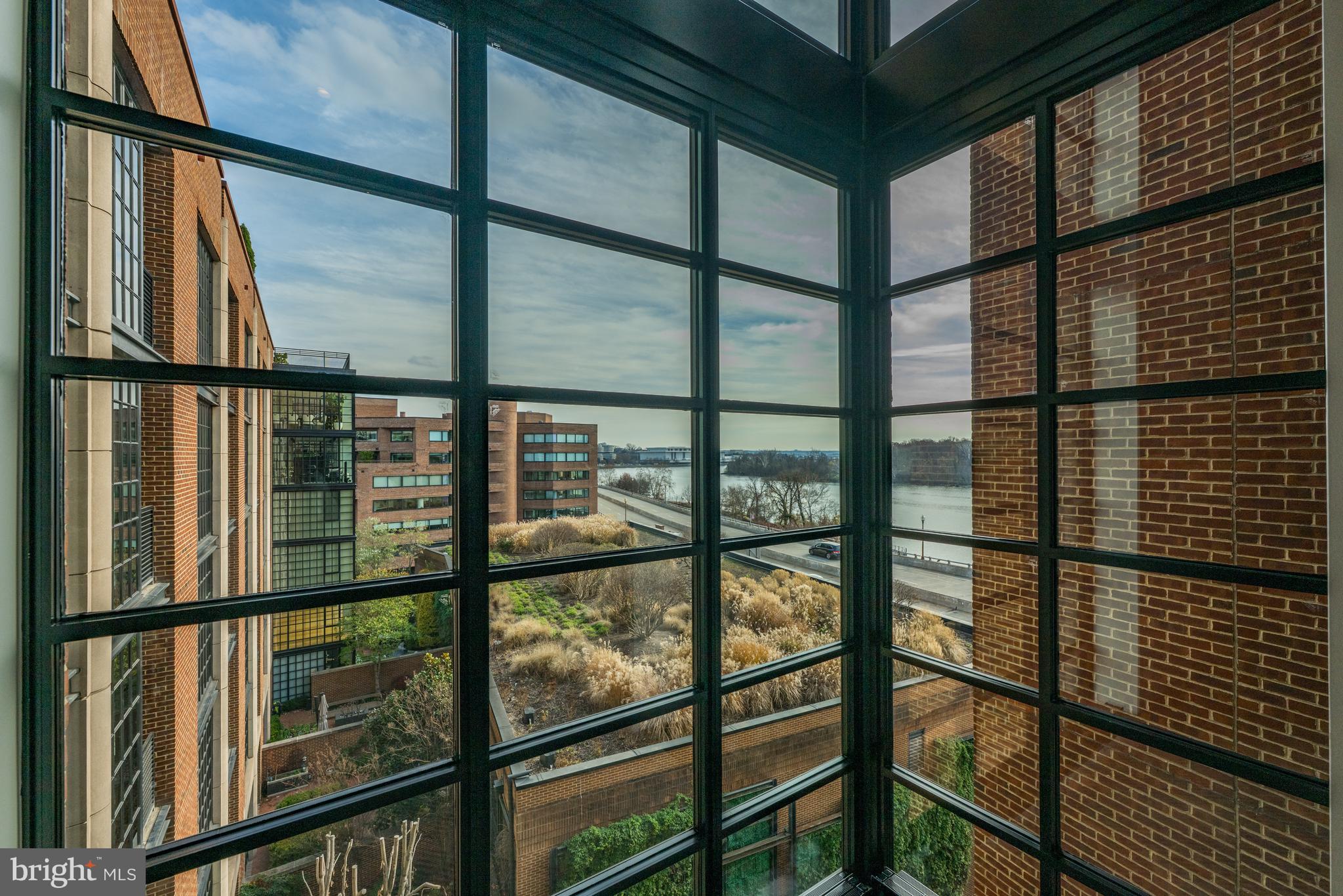 GEORGETOWN - Residential