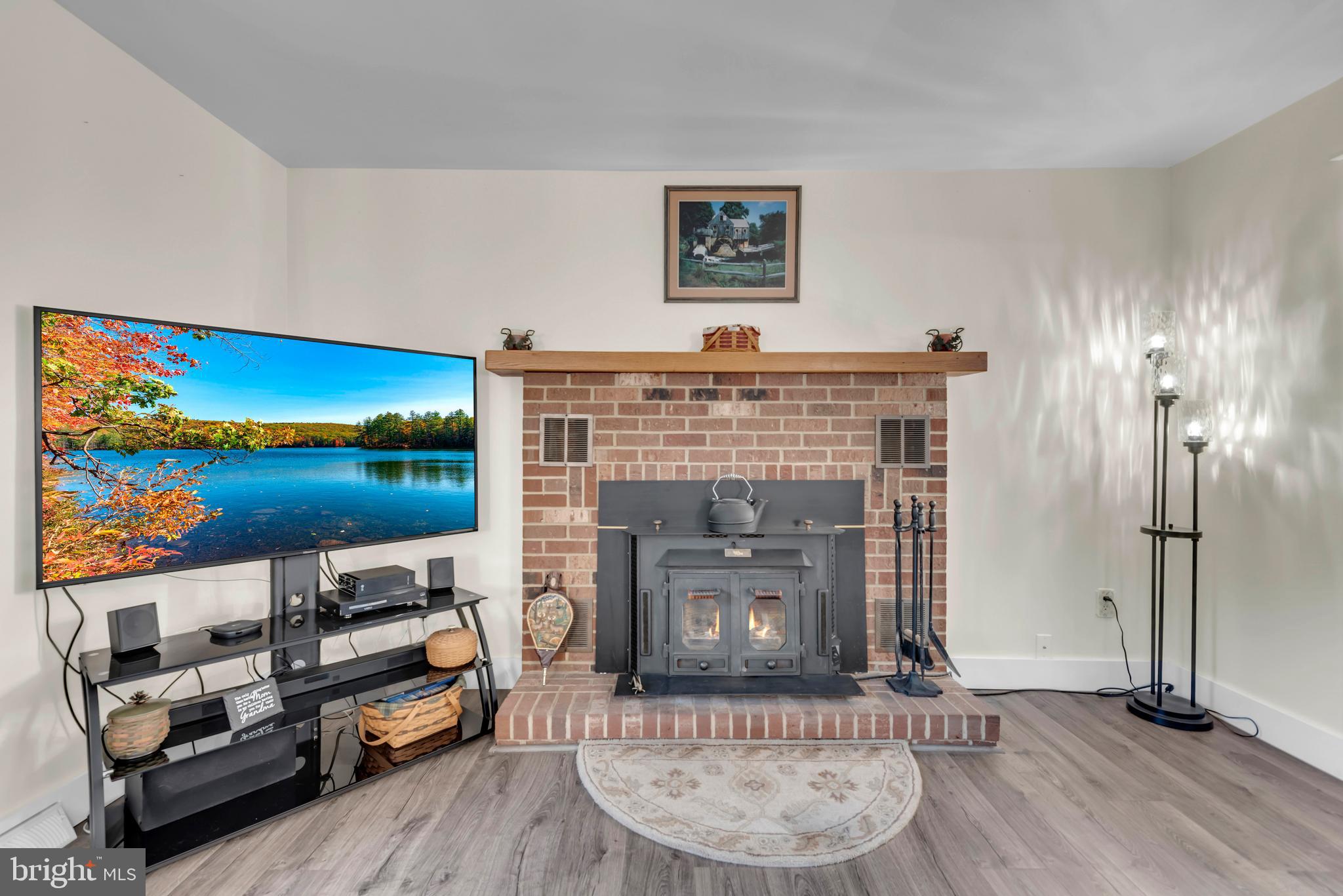 KENT ISLAND ESTATES - Residential