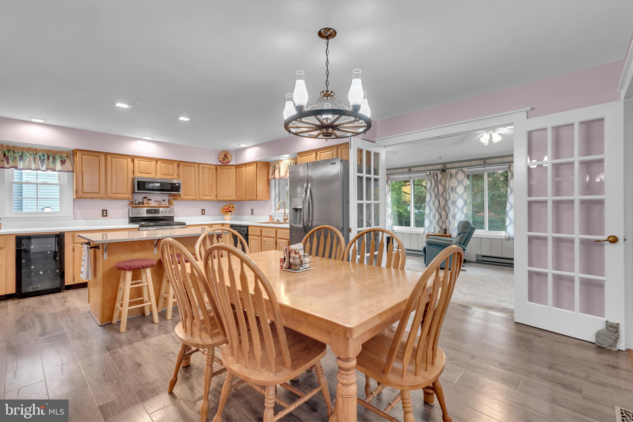 KENT ISLAND ESTATES - Residential