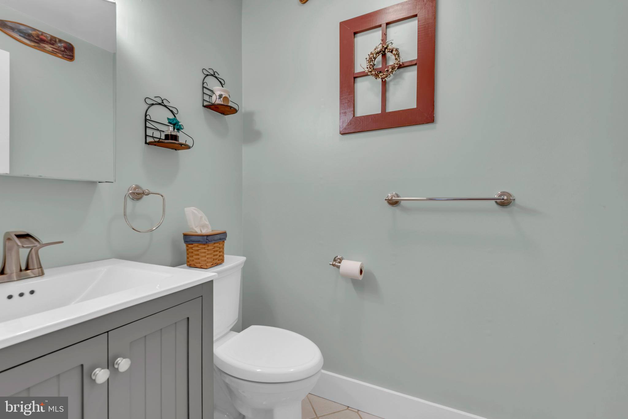 KENT ISLAND ESTATES - Residential