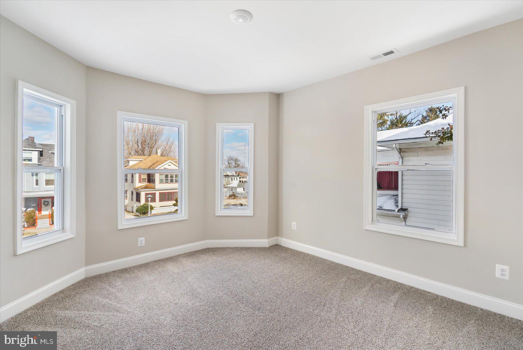 FOREST PARK - Residential