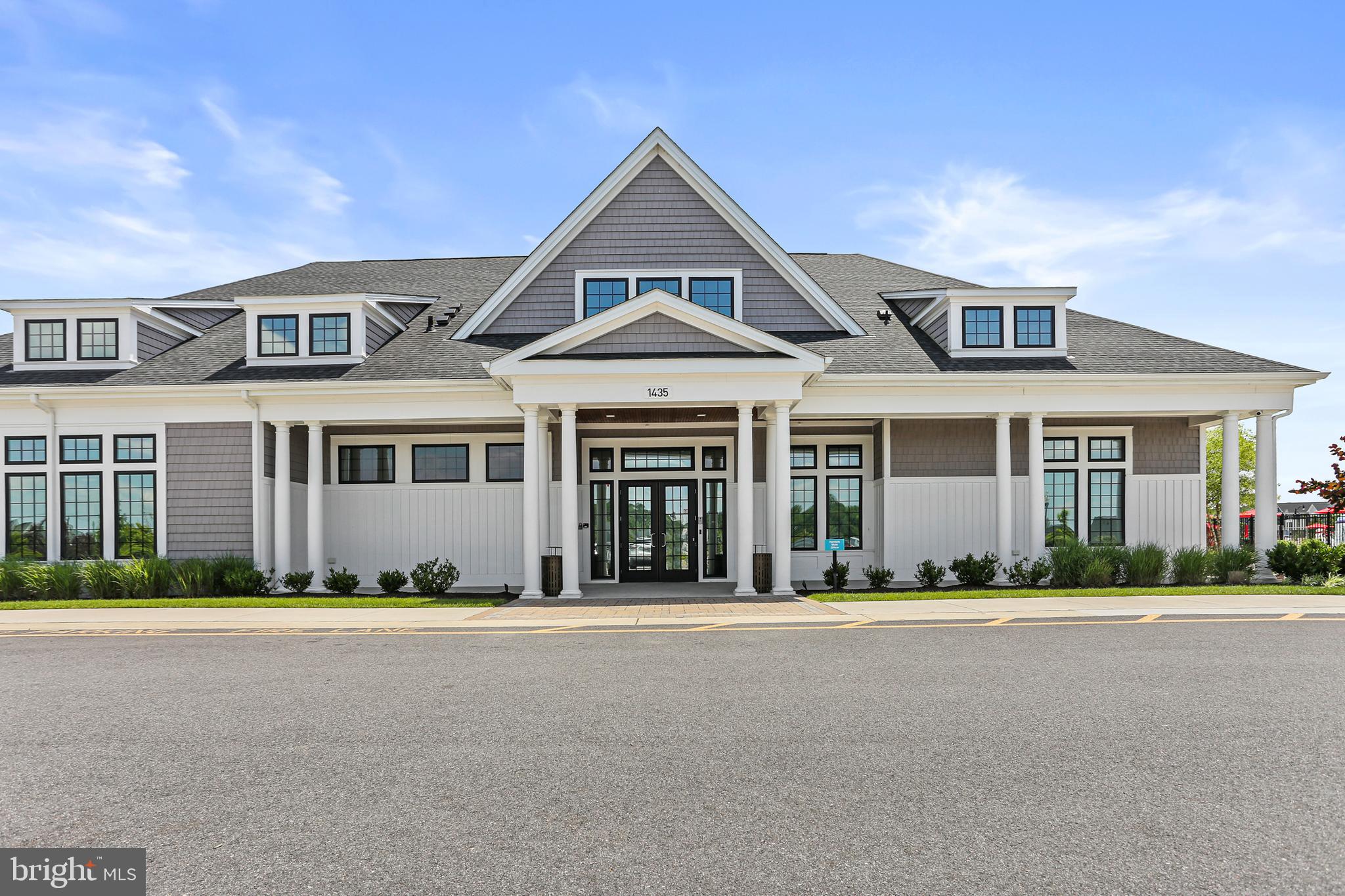 TWO RIVERS - Residential