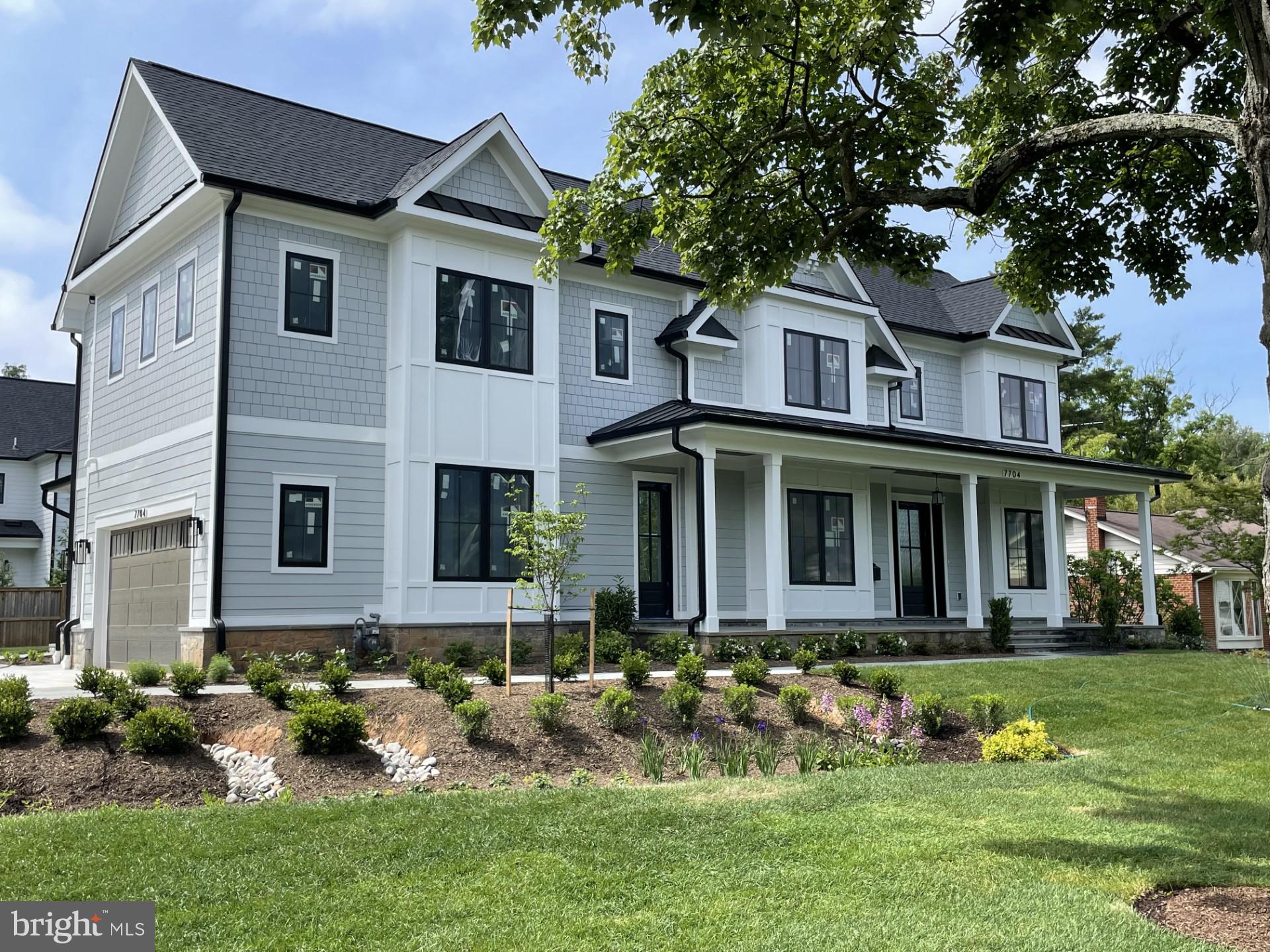 OAKWOOD KNOLLS - Residential