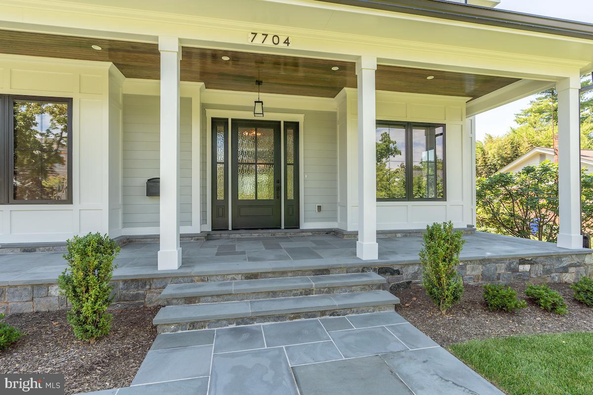 OAKWOOD KNOLLS - Residential