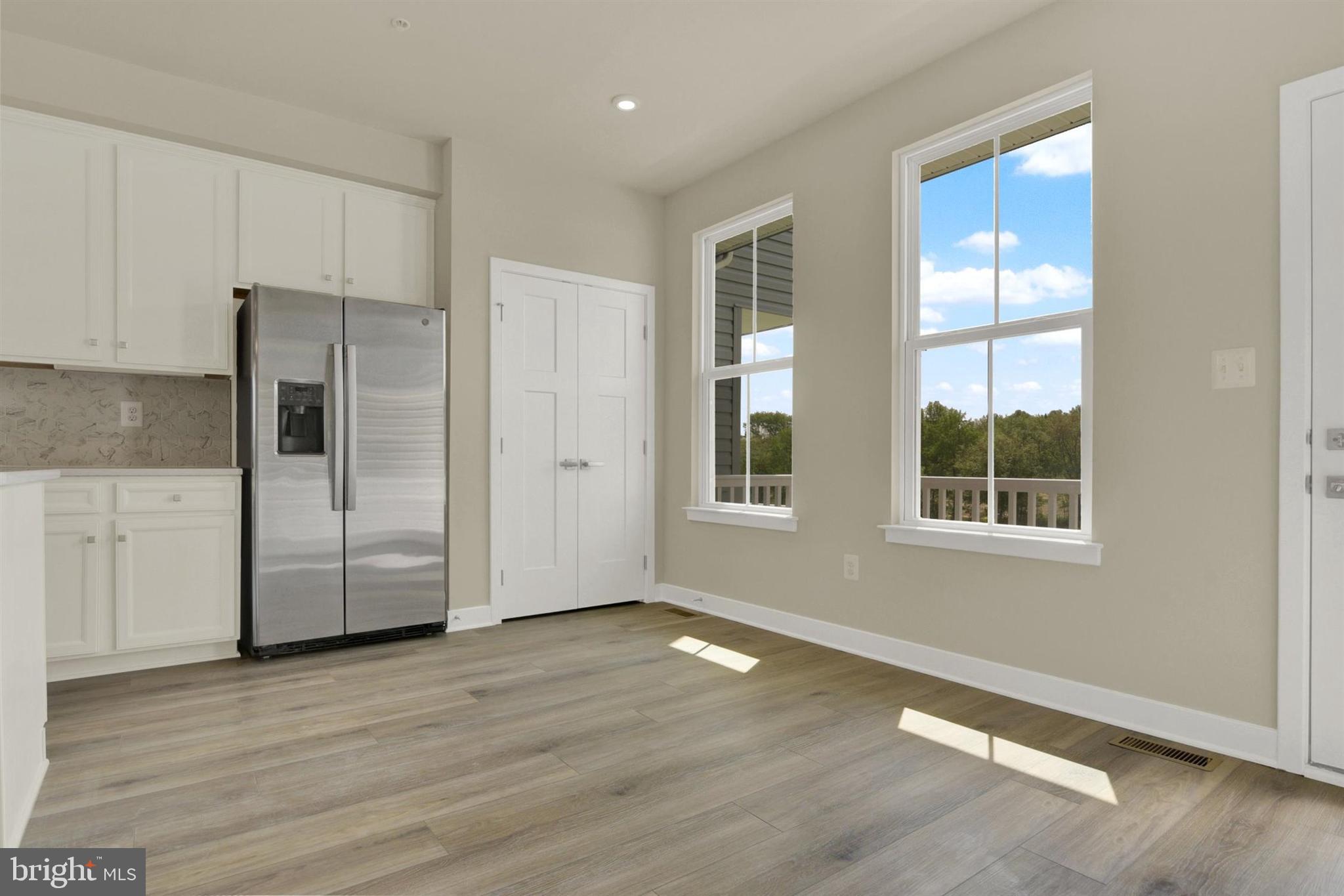 ABERDEEN OVERLOOK - Residential