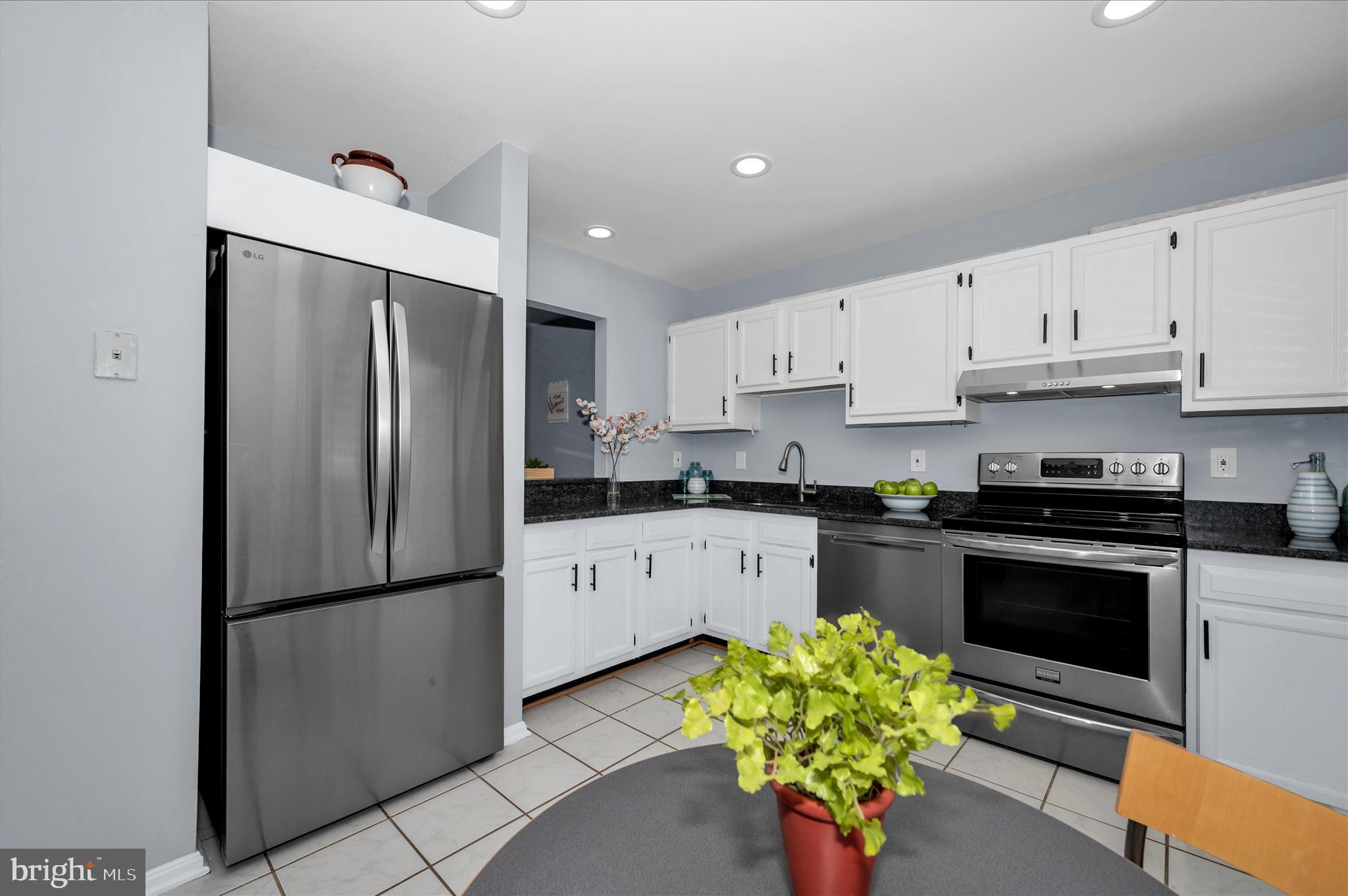 SWEEPSTAKES PARK - Residential