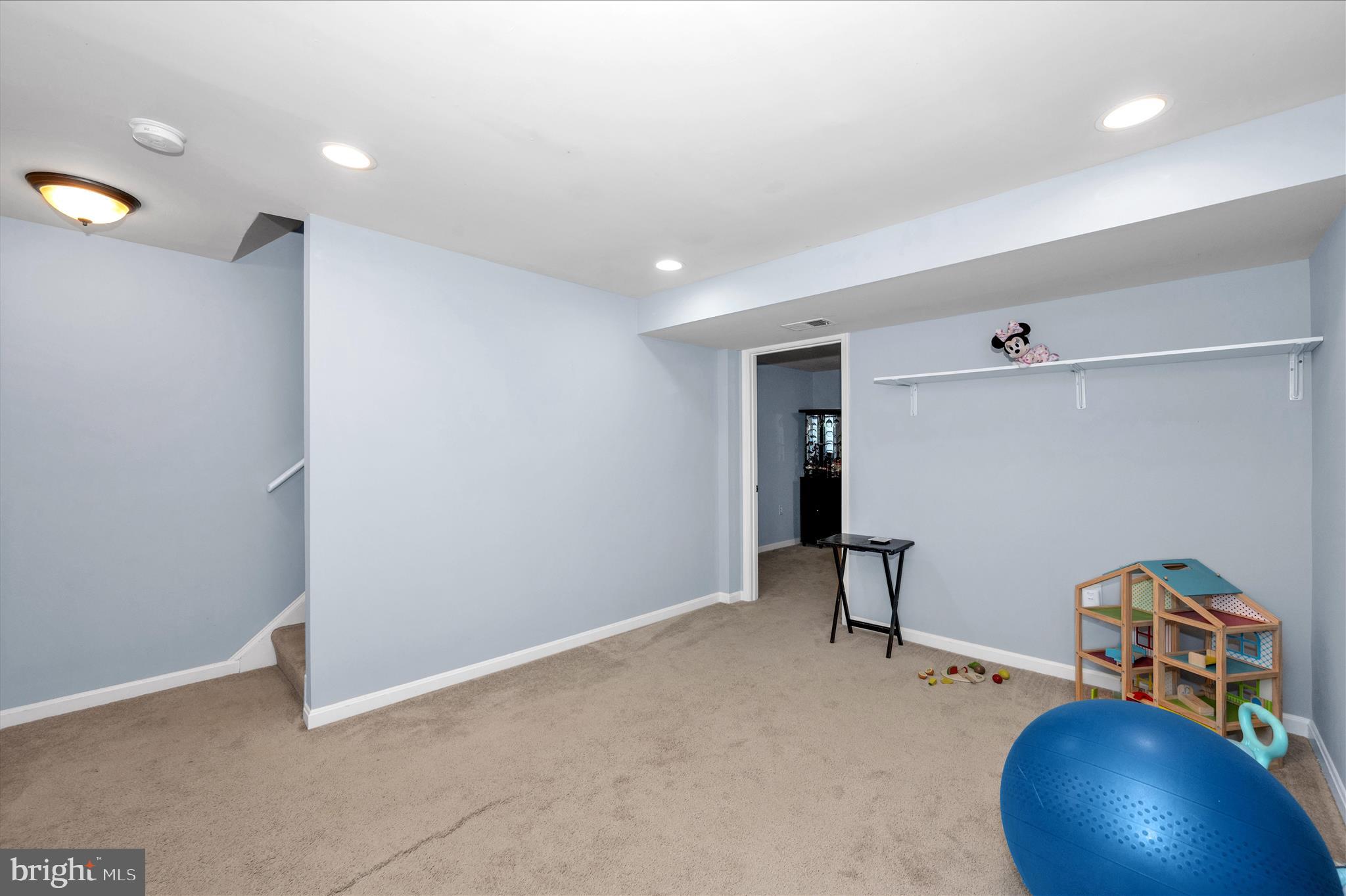 SWEEPSTAKES PARK - Residential