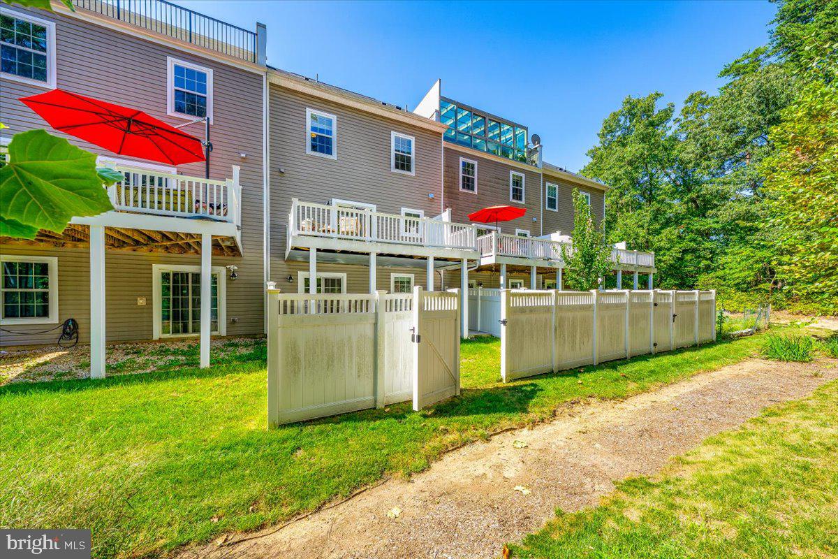 DORCHESTER VIEW - Residential