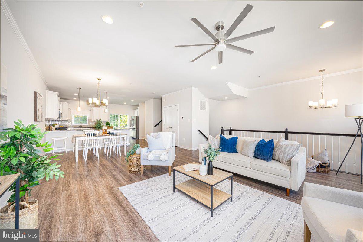 DORCHESTER VIEW - Residential