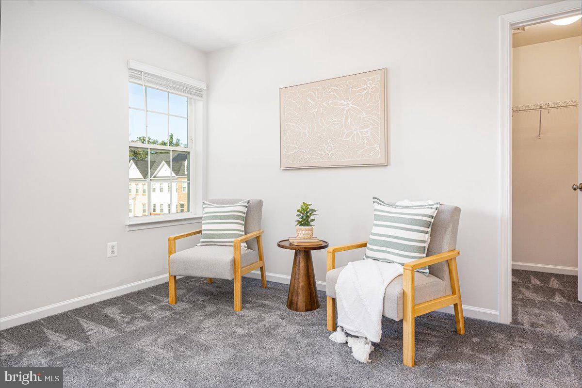 DORCHESTER VIEW - Residential