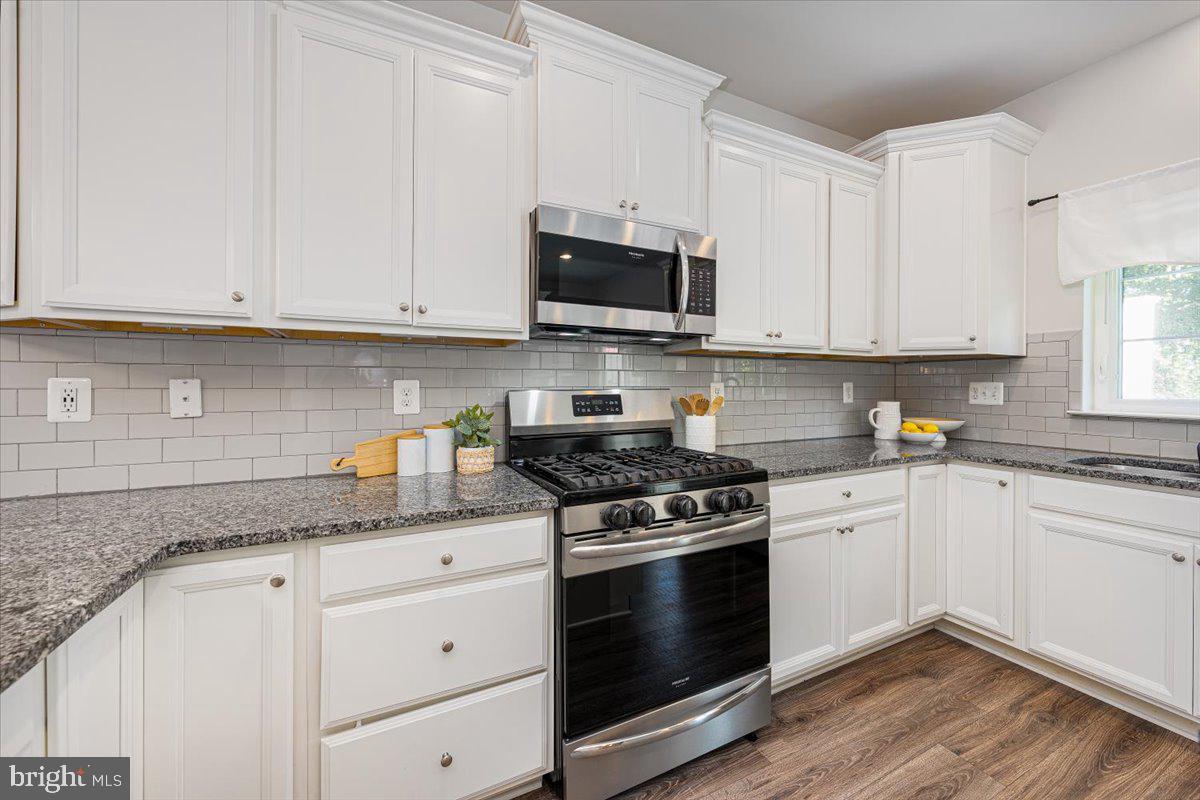 DORCHESTER VIEW - Residential