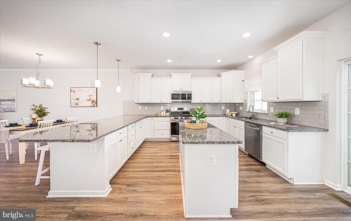 DORCHESTER VIEW - Residential