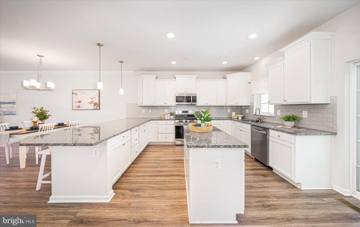 DORCHESTER VIEW - Residential