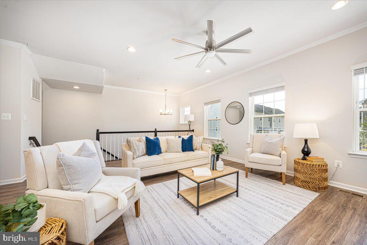 DORCHESTER VIEW - Residential