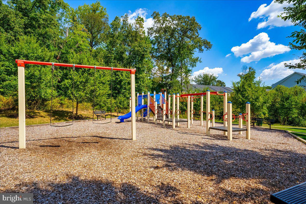 DORCHESTER VIEW - Residential