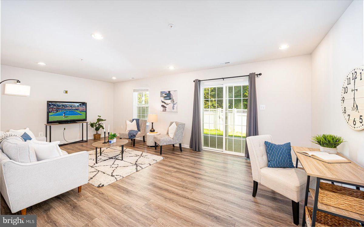 DORCHESTER VIEW - Residential