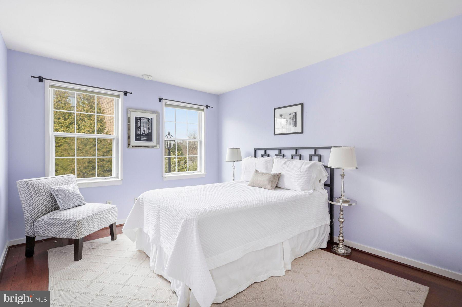 MAYFLOWER SQUARE - Residential