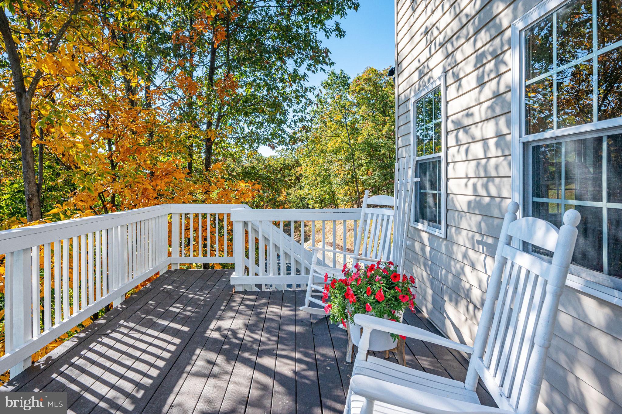 BULL RUN MOUNTAIN - Residential