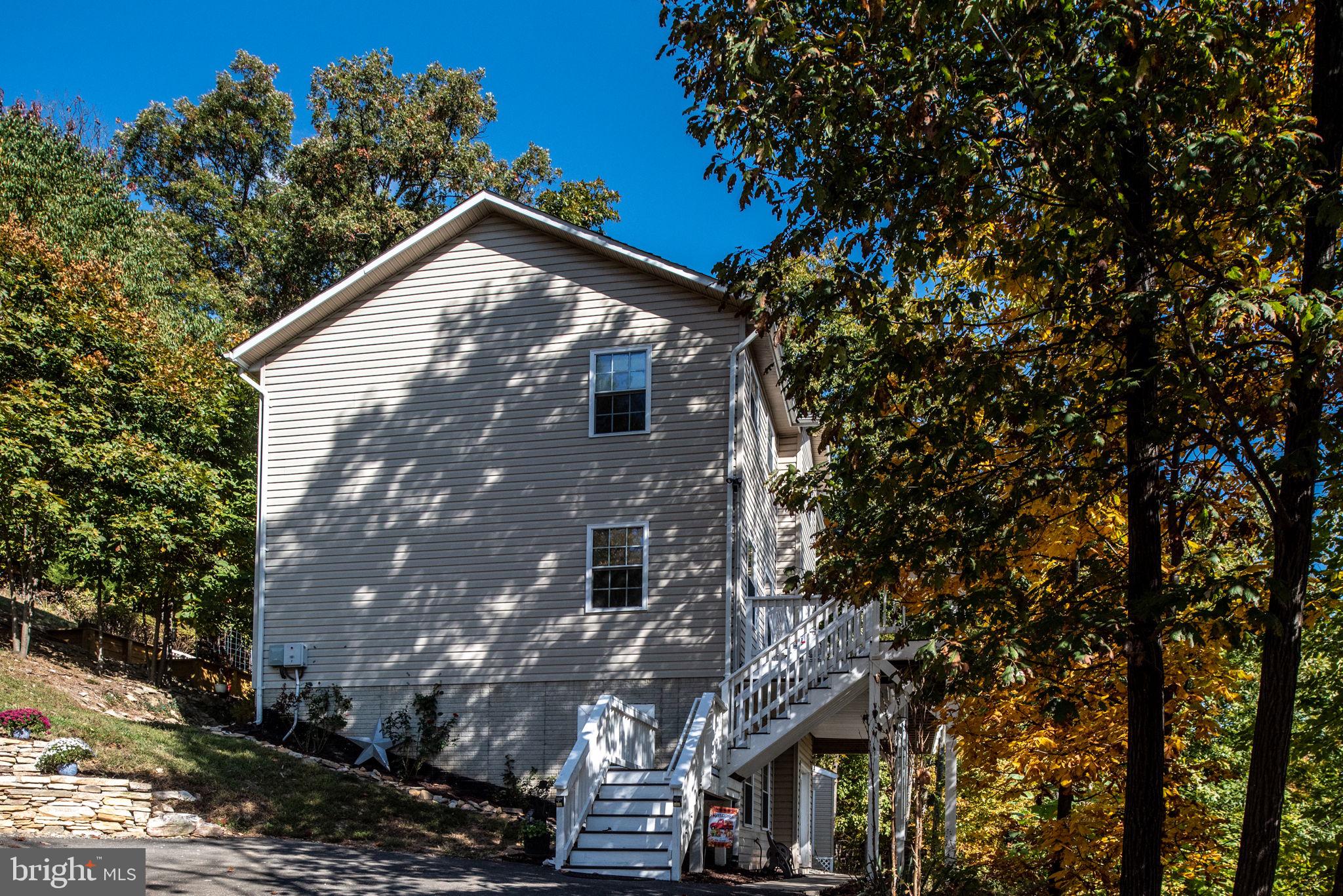 BULL RUN MOUNTAIN - Residential