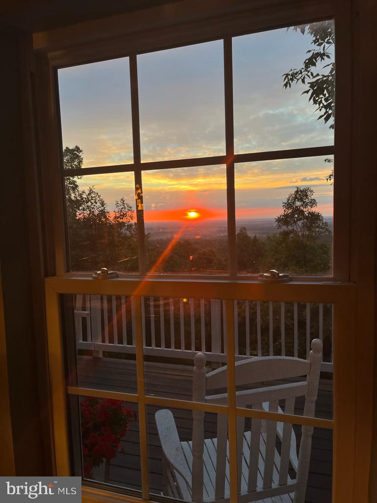 BULL RUN MOUNTAIN - Residential