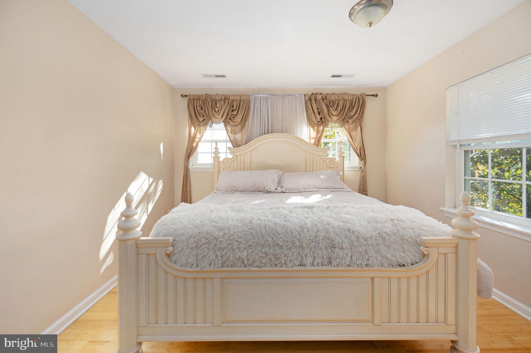 BULL RUN MOUNTAIN - Residential