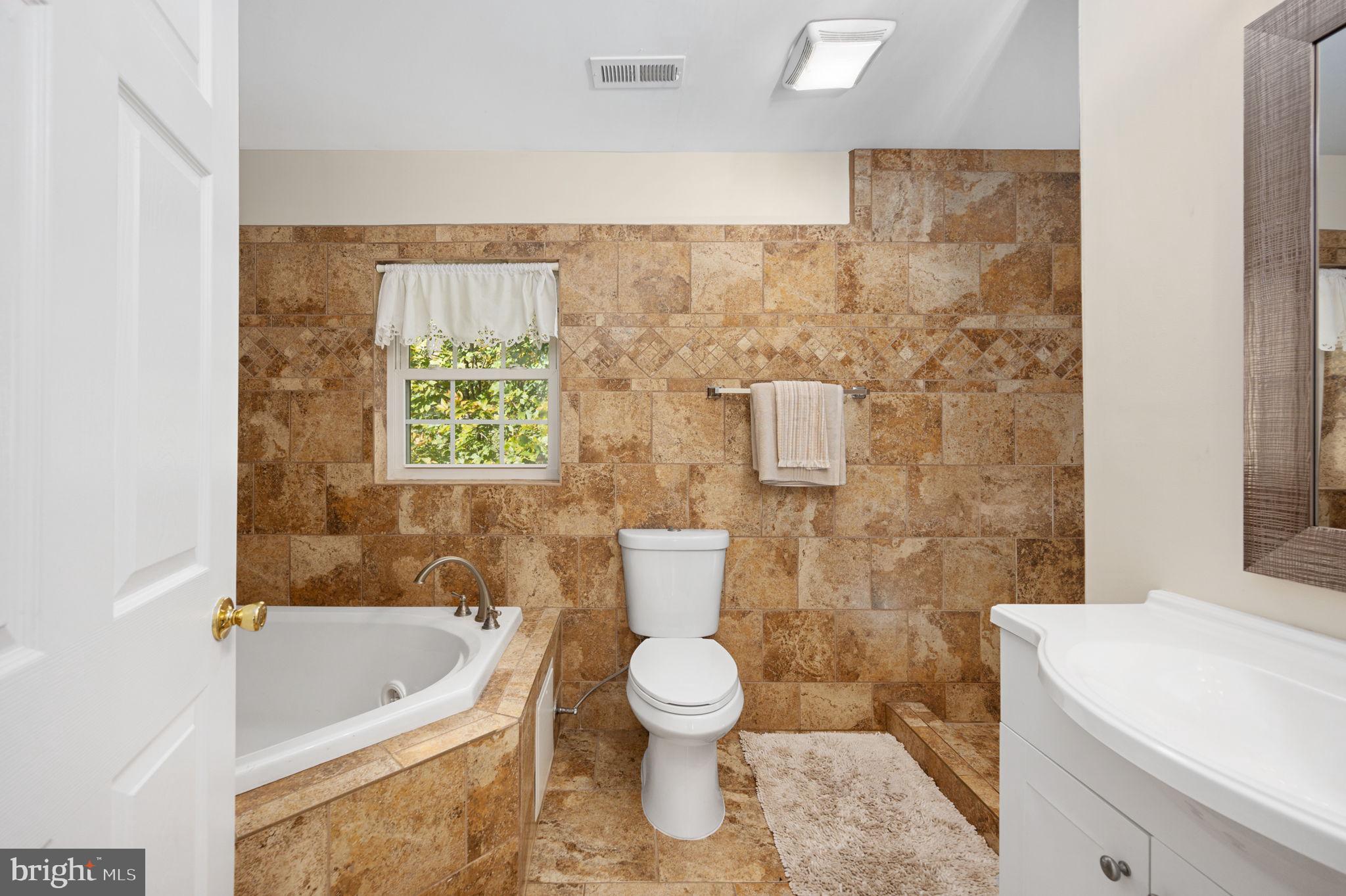 BULL RUN MOUNTAIN - Residential