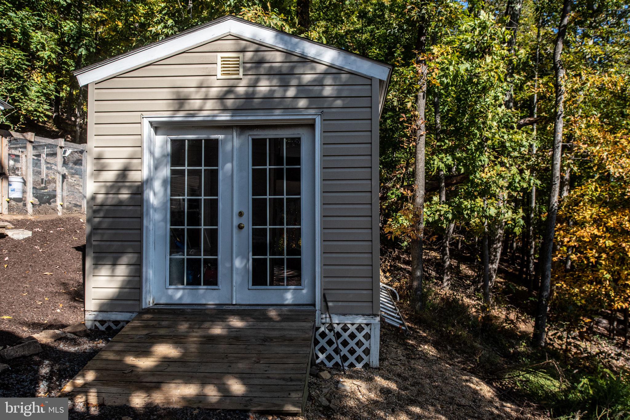 BULL RUN MOUNTAIN - Residential