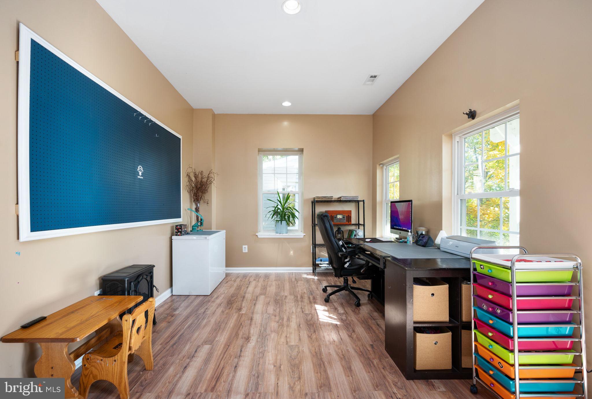 BULL RUN MOUNTAIN - Residential