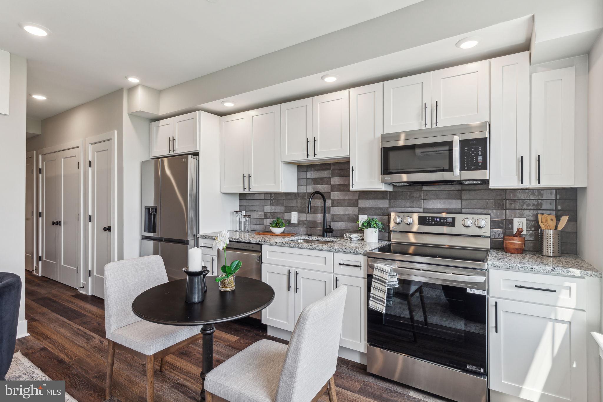 EAST KENSINGTON - Residential Lease