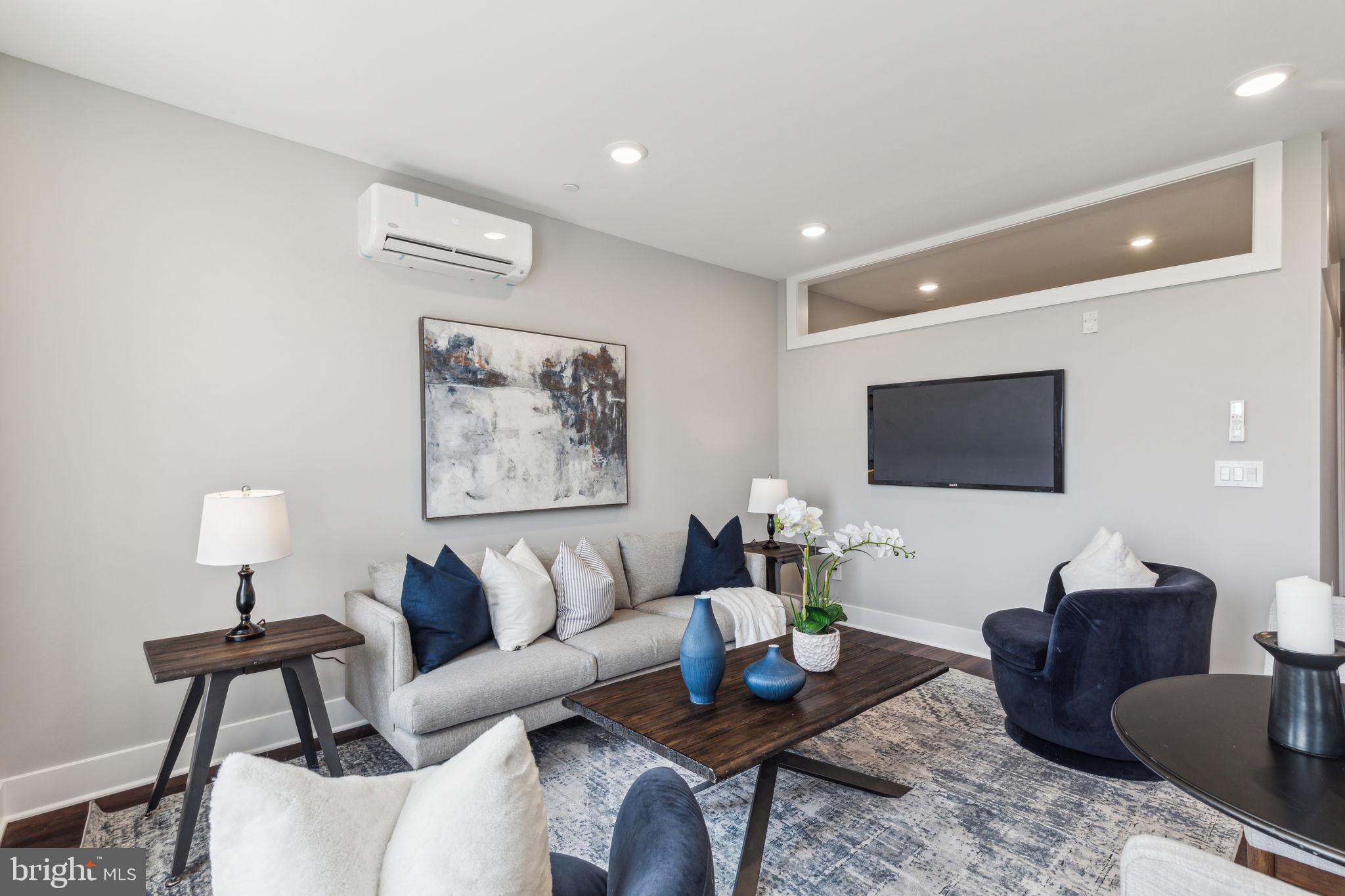 EAST KENSINGTON - Residential Lease