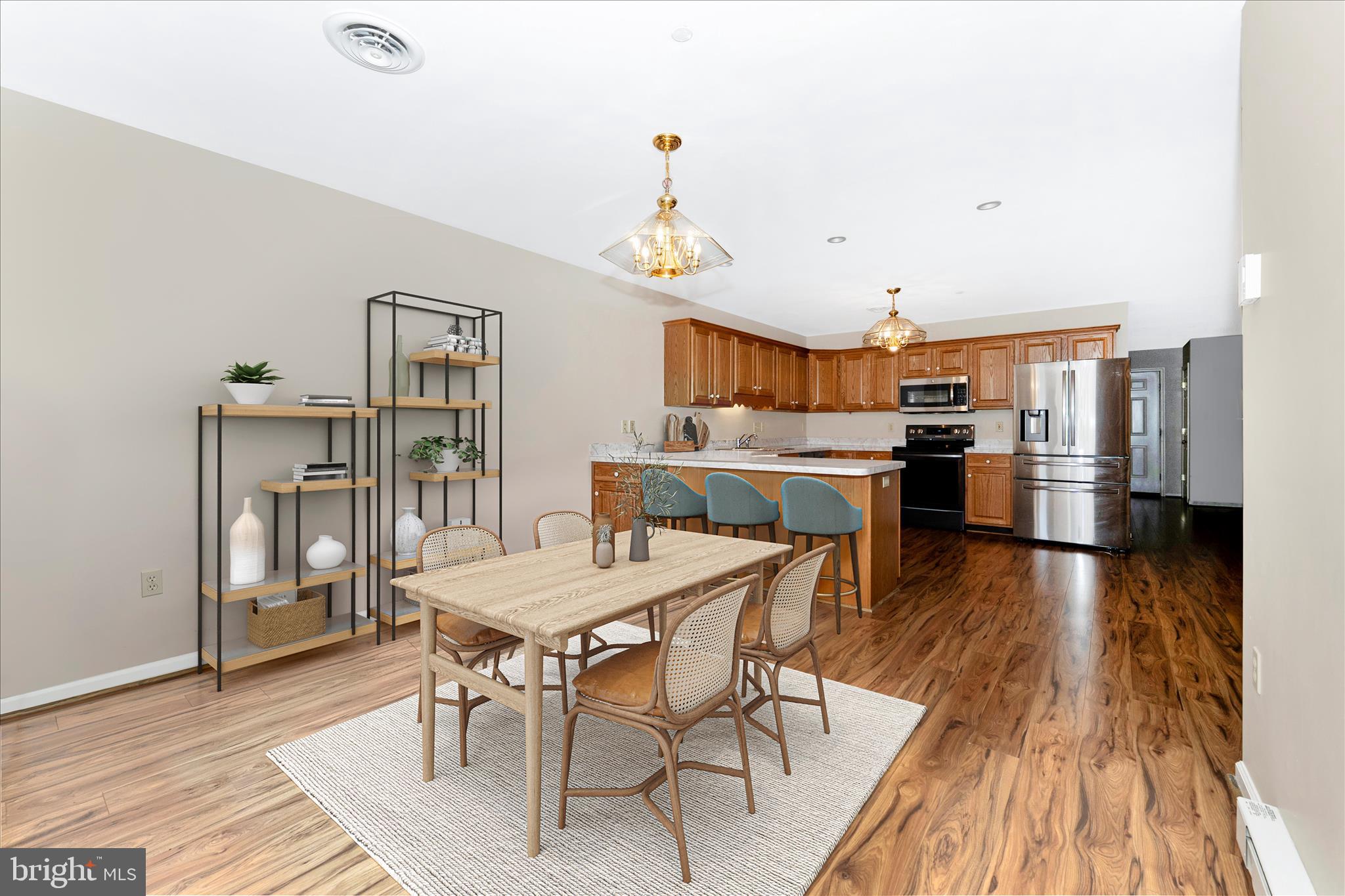 SOUTH POINTE - Residential