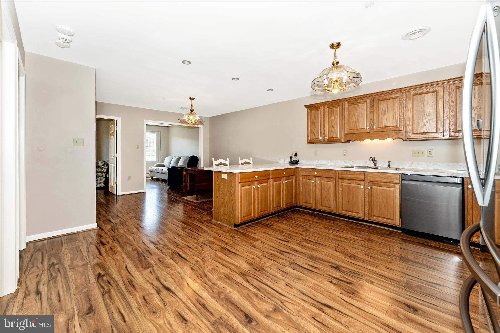 SOUTH POINTE - Residential