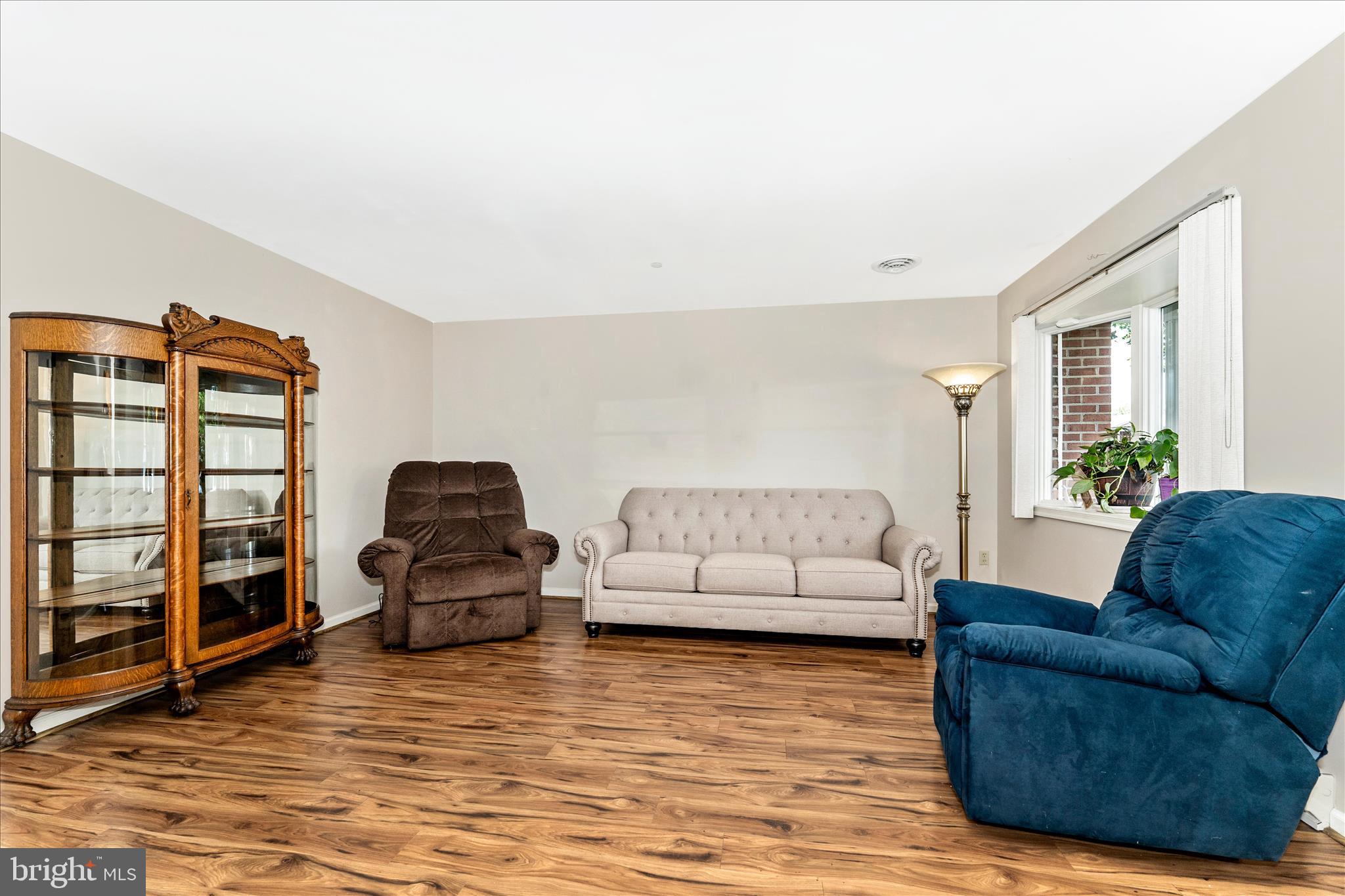 SOUTH POINTE - Residential