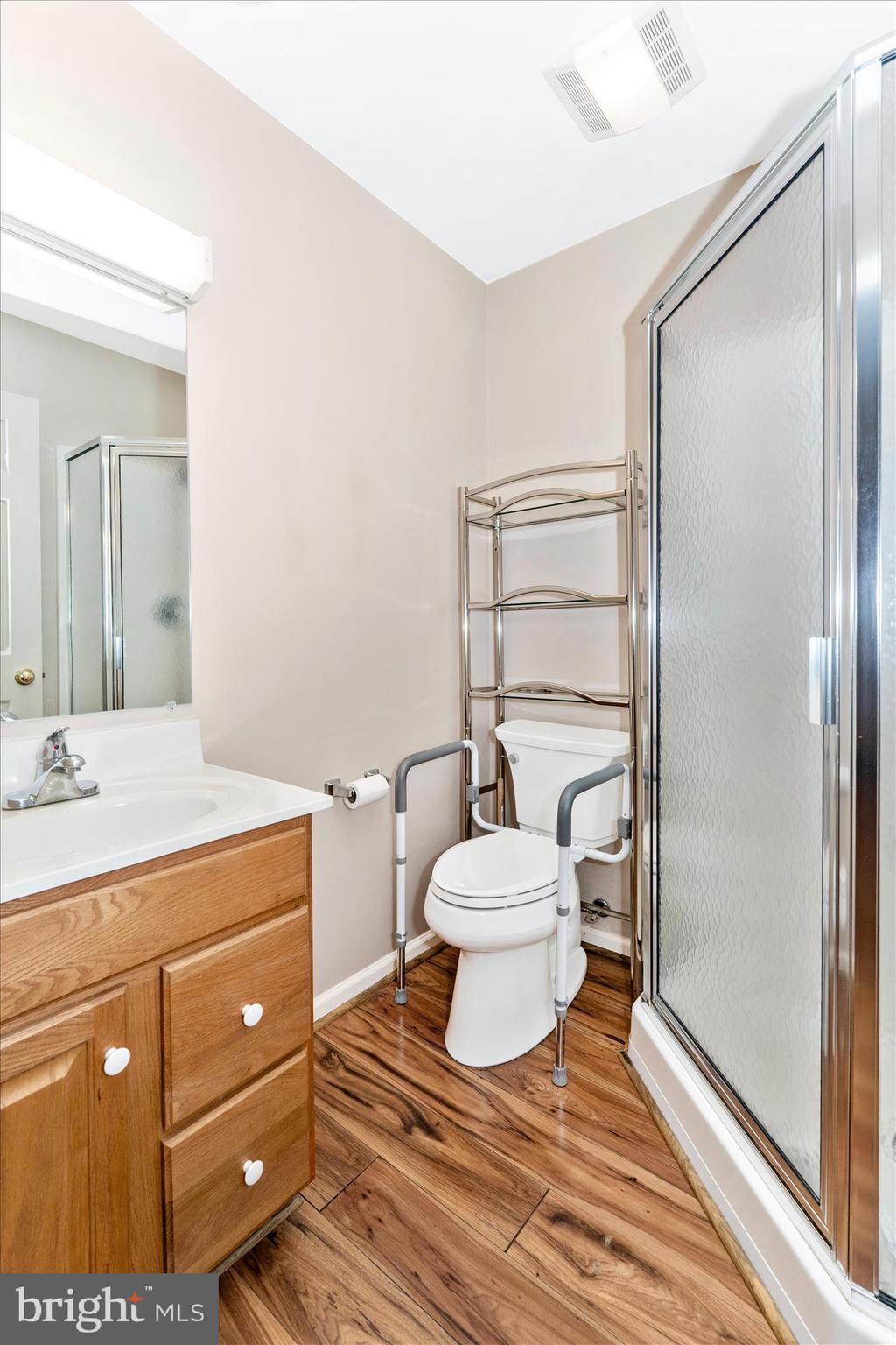 SOUTH POINTE - Residential