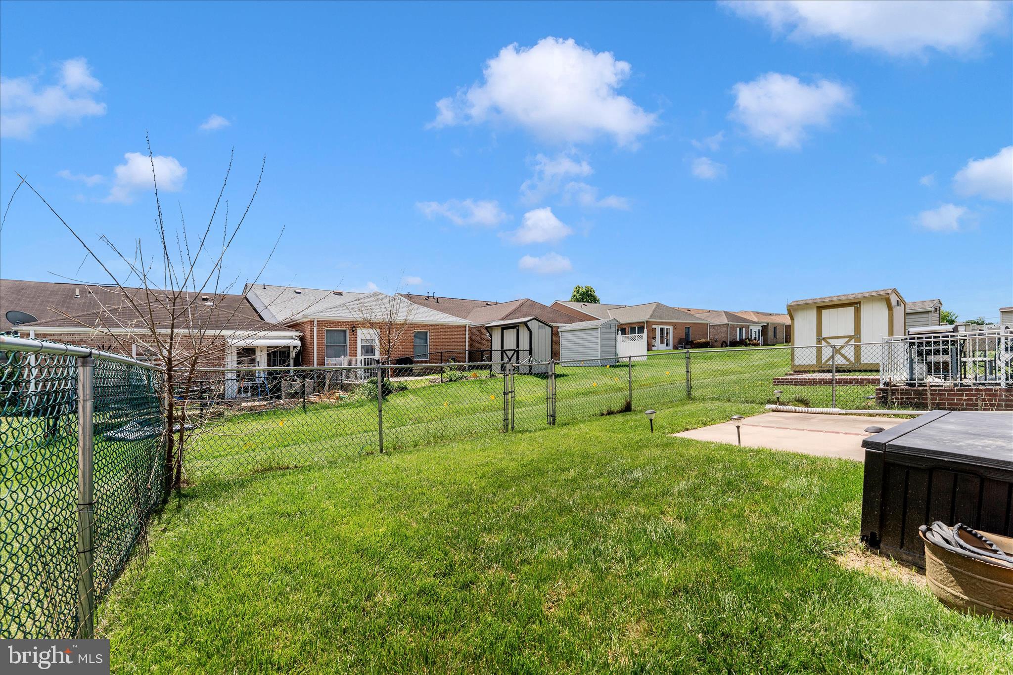 SOUTH POINTE - Residential