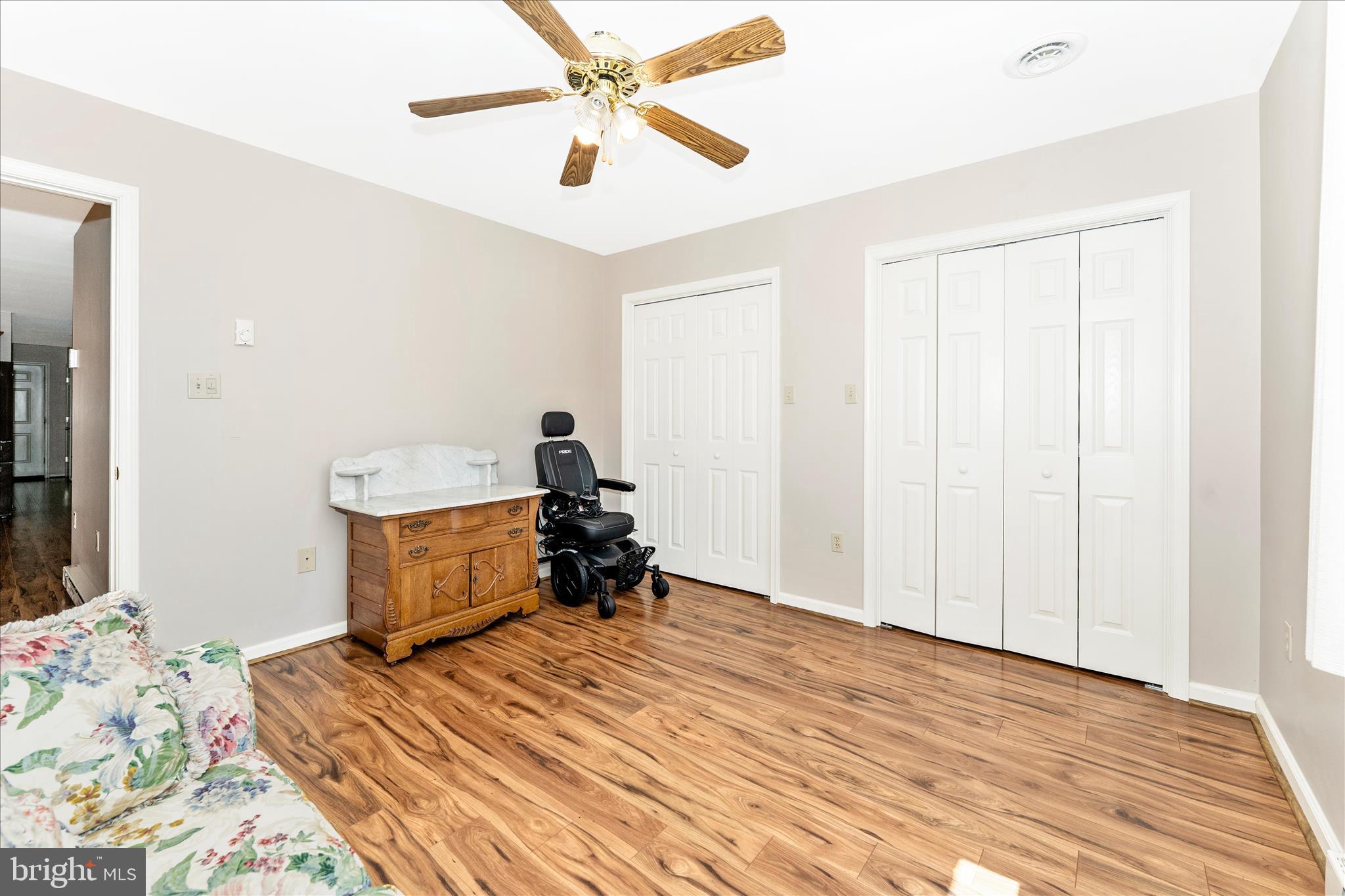SOUTH POINTE - Residential