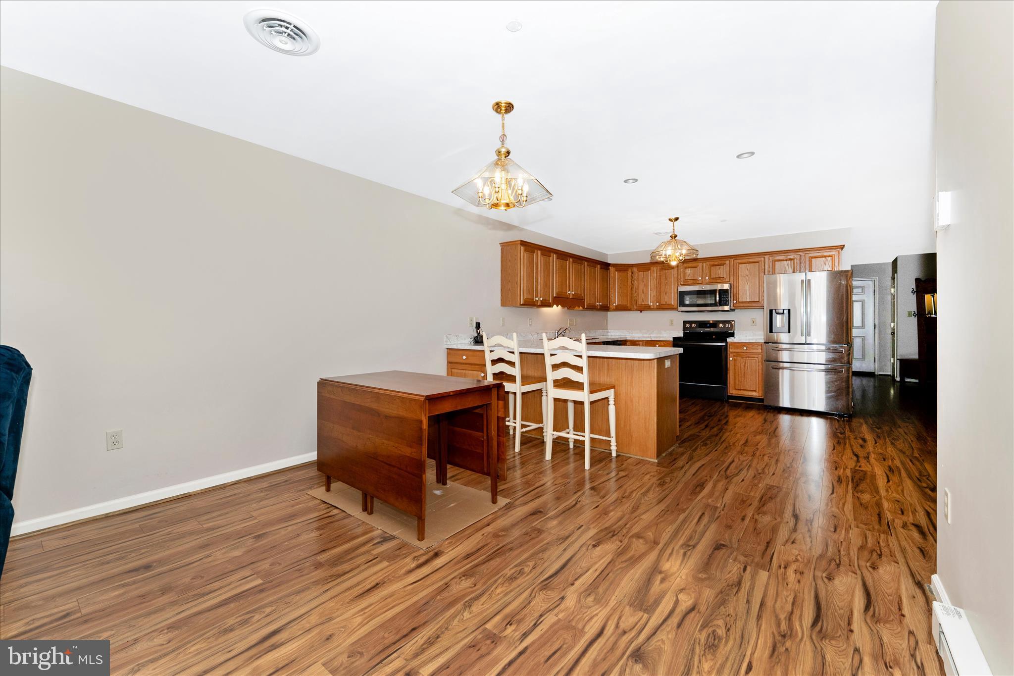SOUTH POINTE - Residential