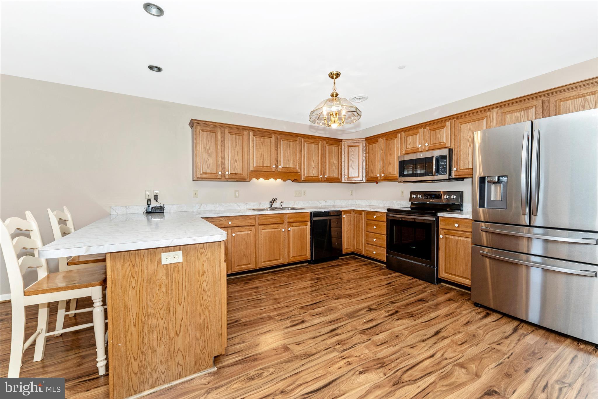 SOUTH POINTE - Residential