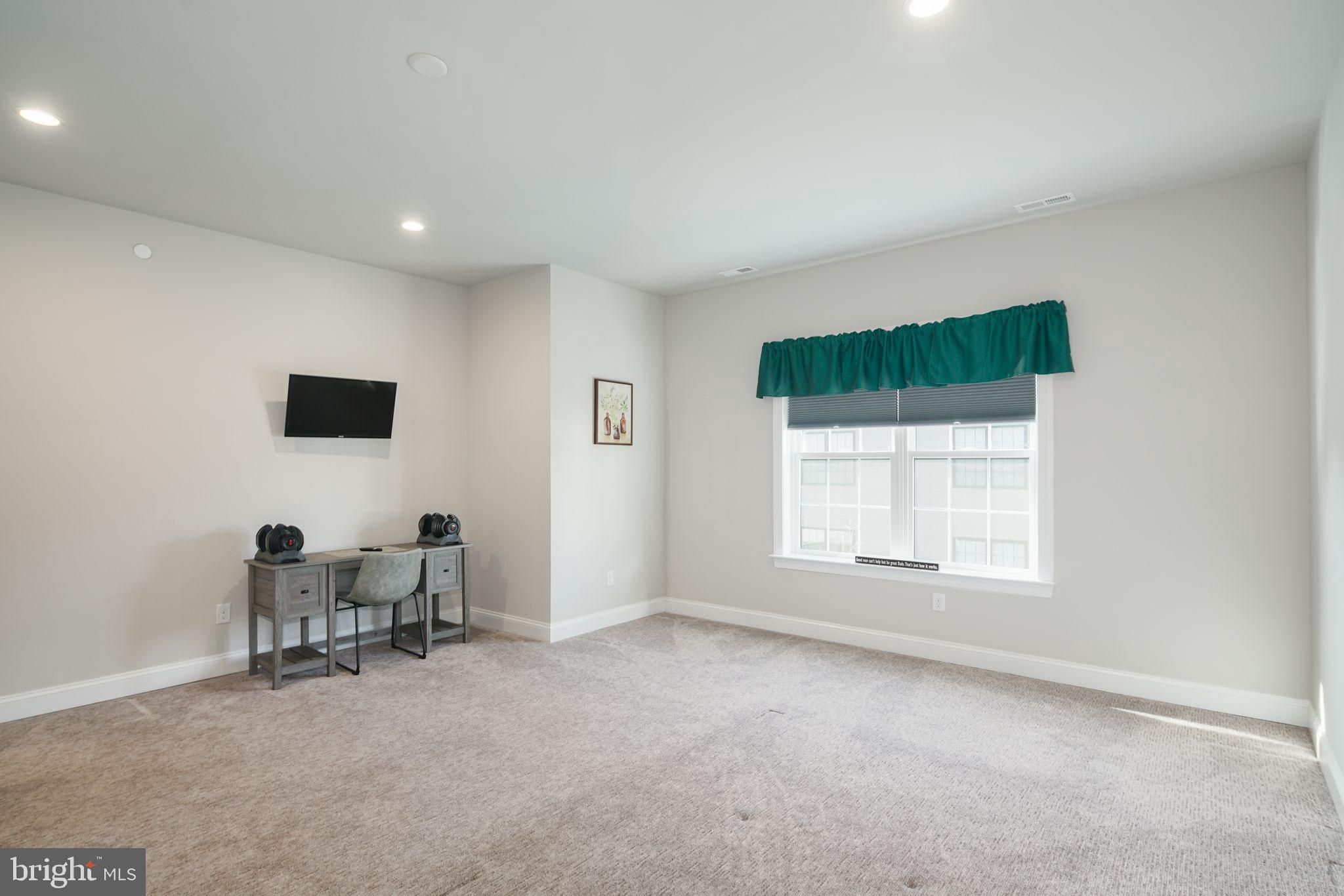 FLOURTOWN - Residential