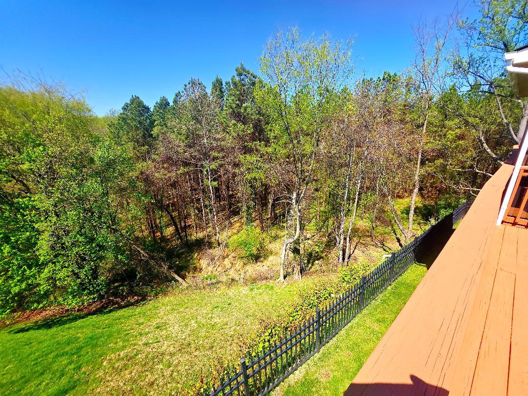 CARRIAGE HOUSE CHASE - Residential