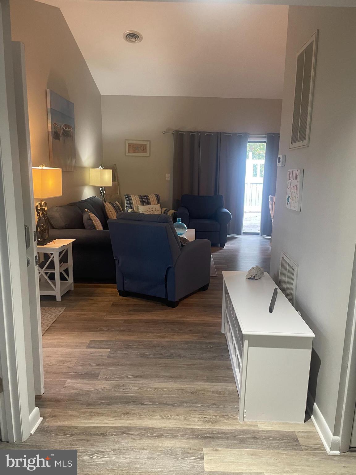 39452 WOODLAND COURT 6803