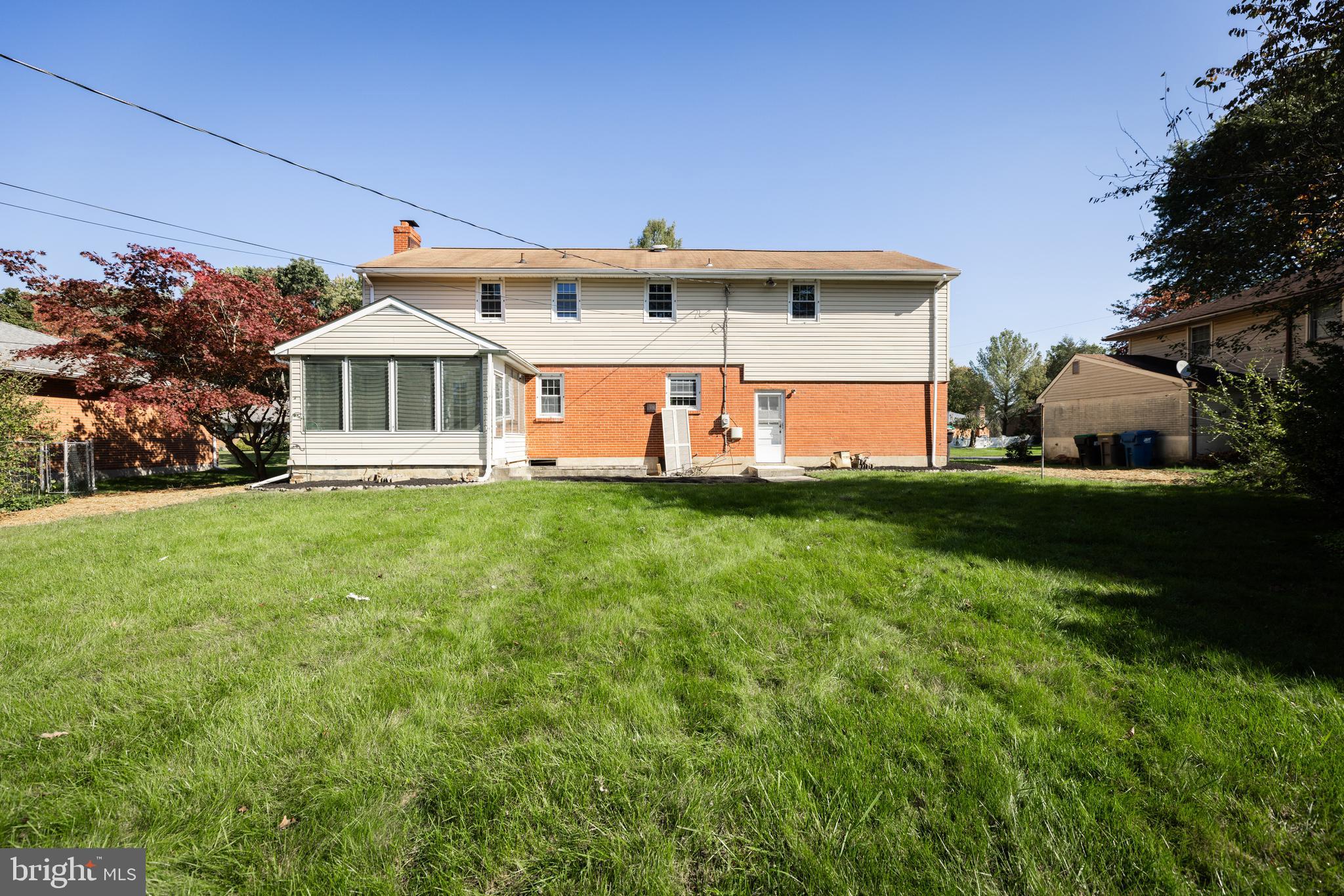 GRAYLYN CREST - Residential Lease