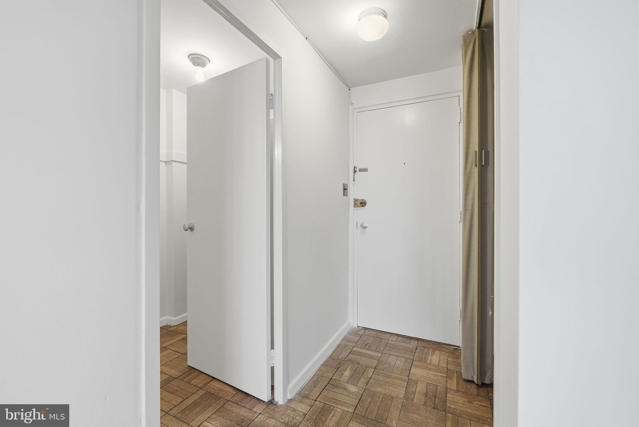 4100 W STREET NW 203