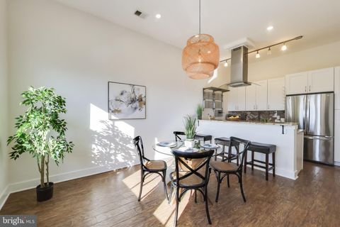 2012 D STREET NE 4 WASHINGTON DC 20002