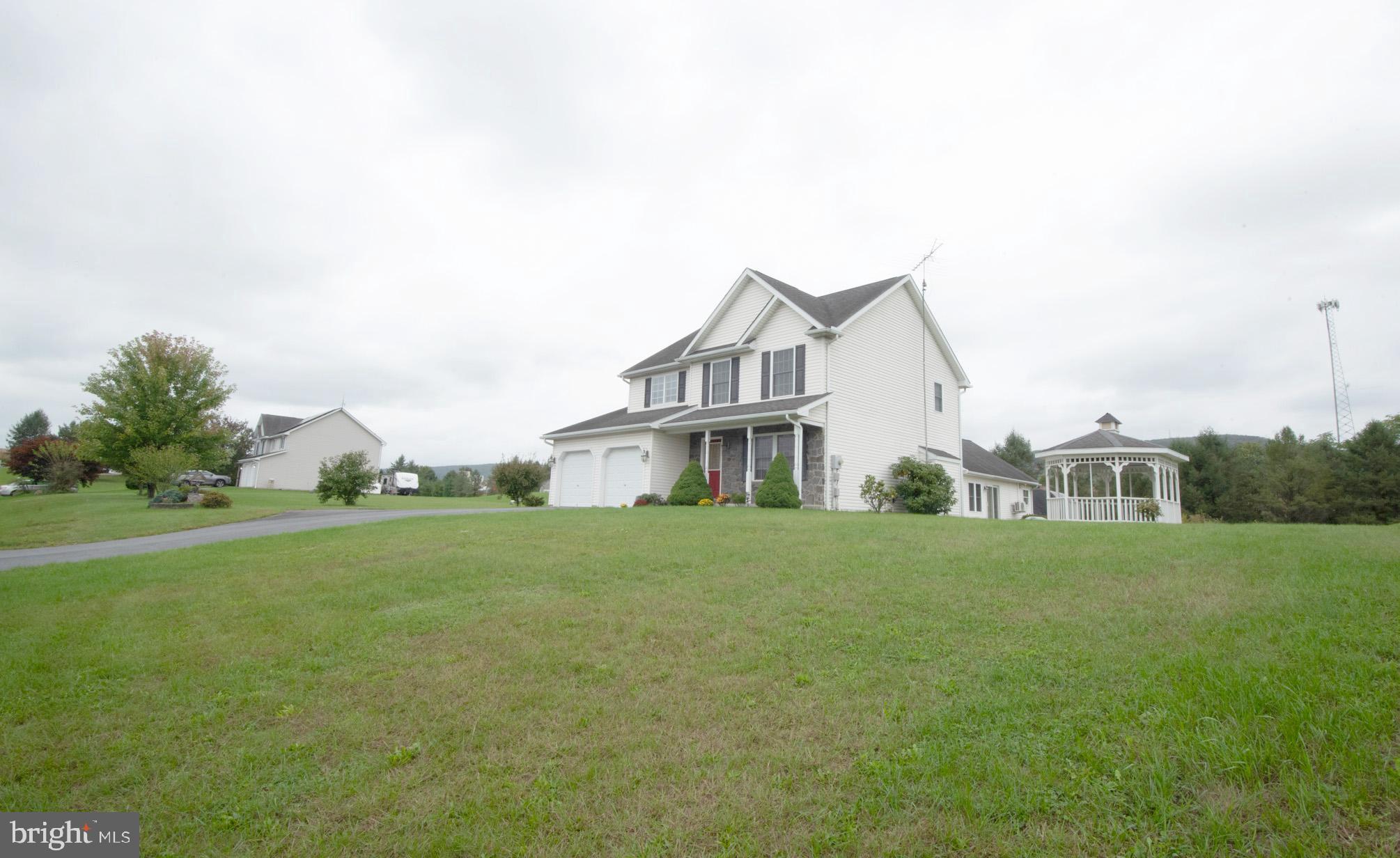 WINDSOR MANOR - Residential